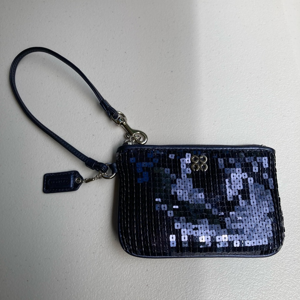 Coach Navy Blue Sparkle Sequins Zipper Pouch Wristlet Cosmetic Bag Purse Wallet - Picture 4 of 17